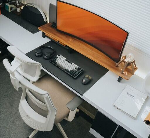 Simple Tips to Create a Clutter-Free and Productive Home Workspace